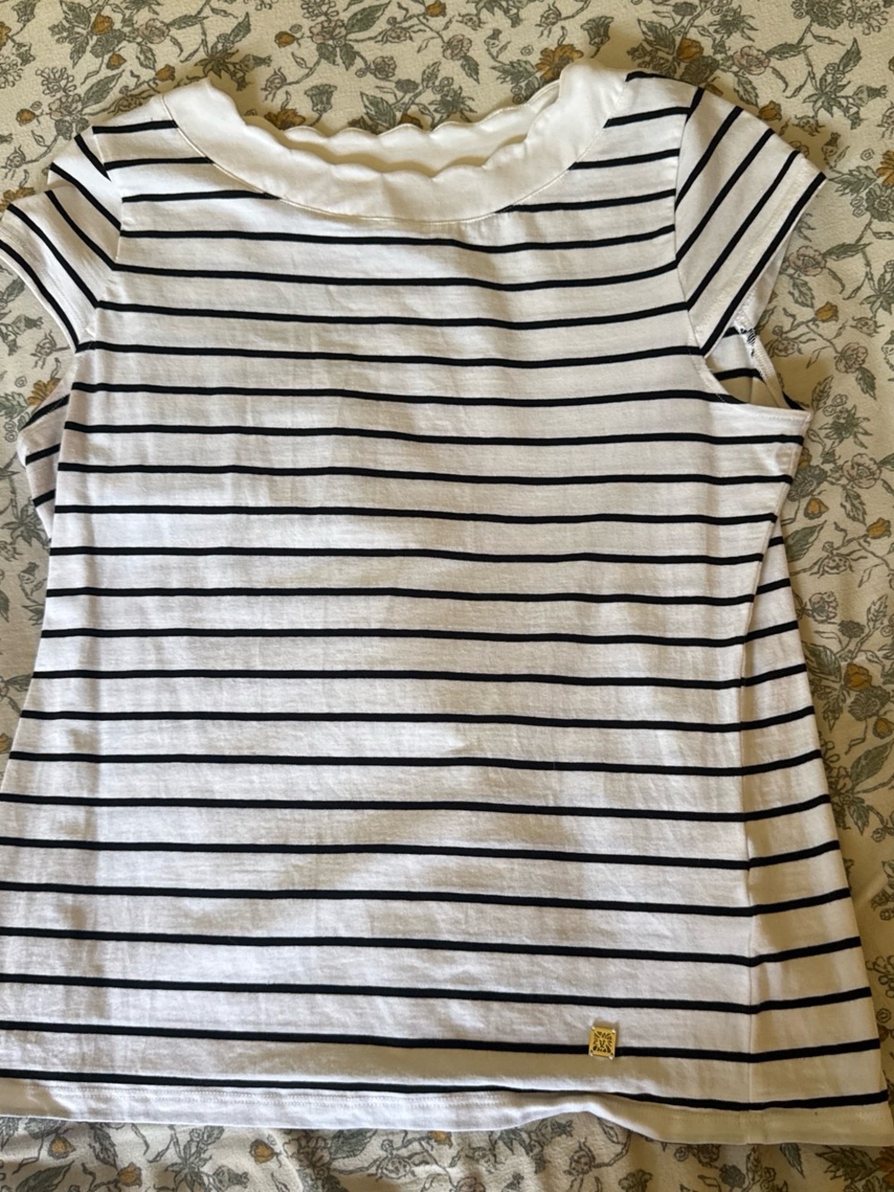 Anne Klein Sport White and Black Striped Cap Sleeve Top